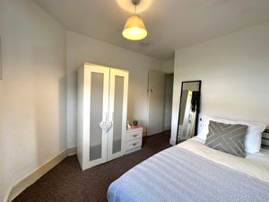 Bedroom- click for photo gallery